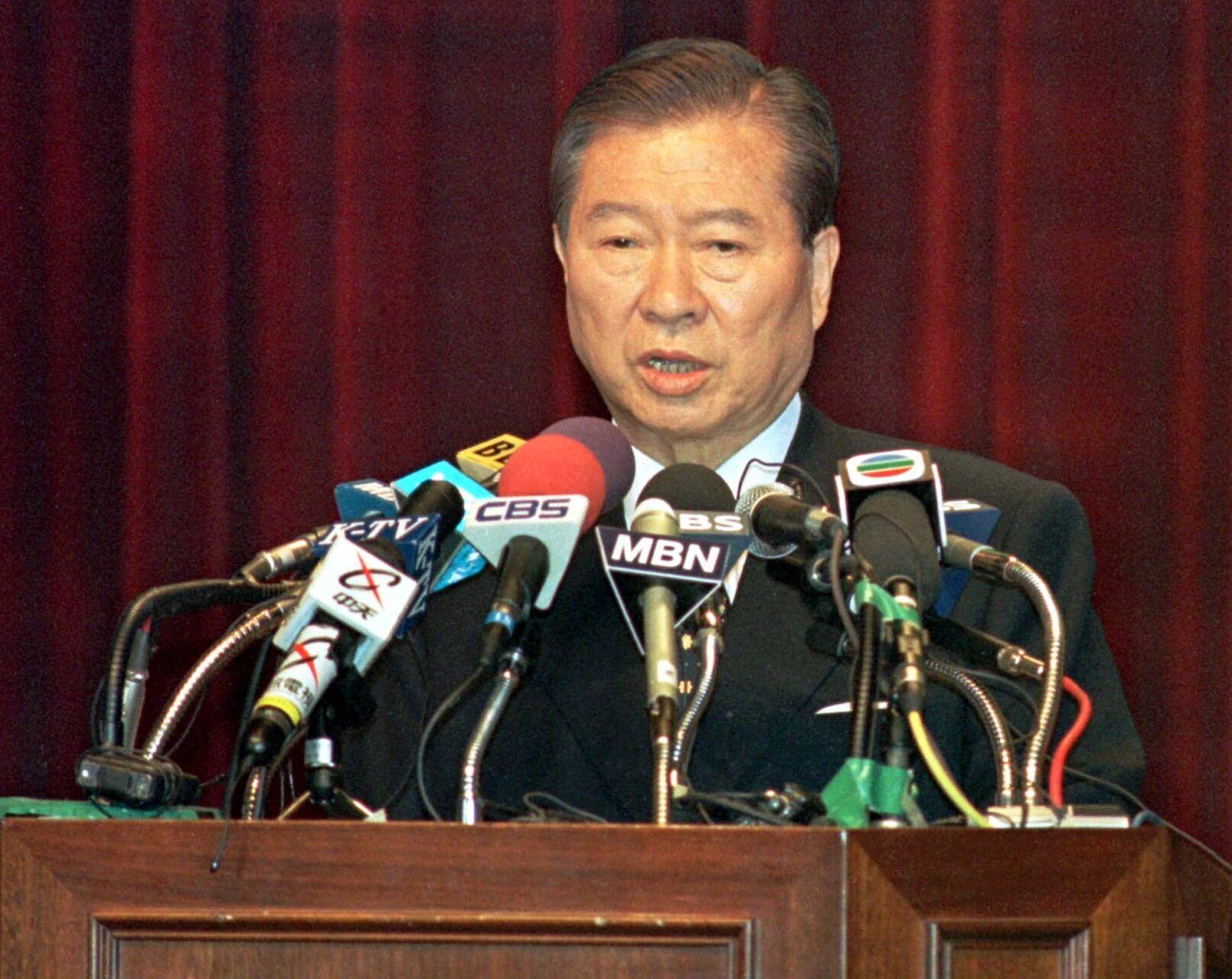 2000: Kim Dae-jung